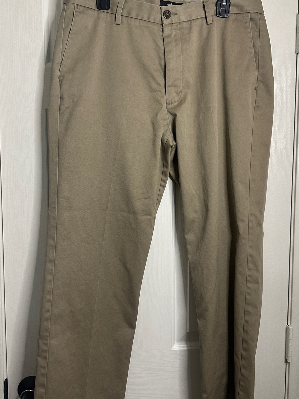 Dockers Men's Chinos in Tan